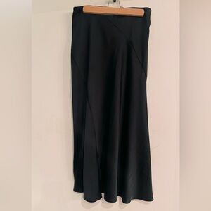 & Other stories satin skirt Sz 4